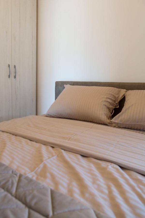 Aqualux apartments Vrdnik Extérieur photo