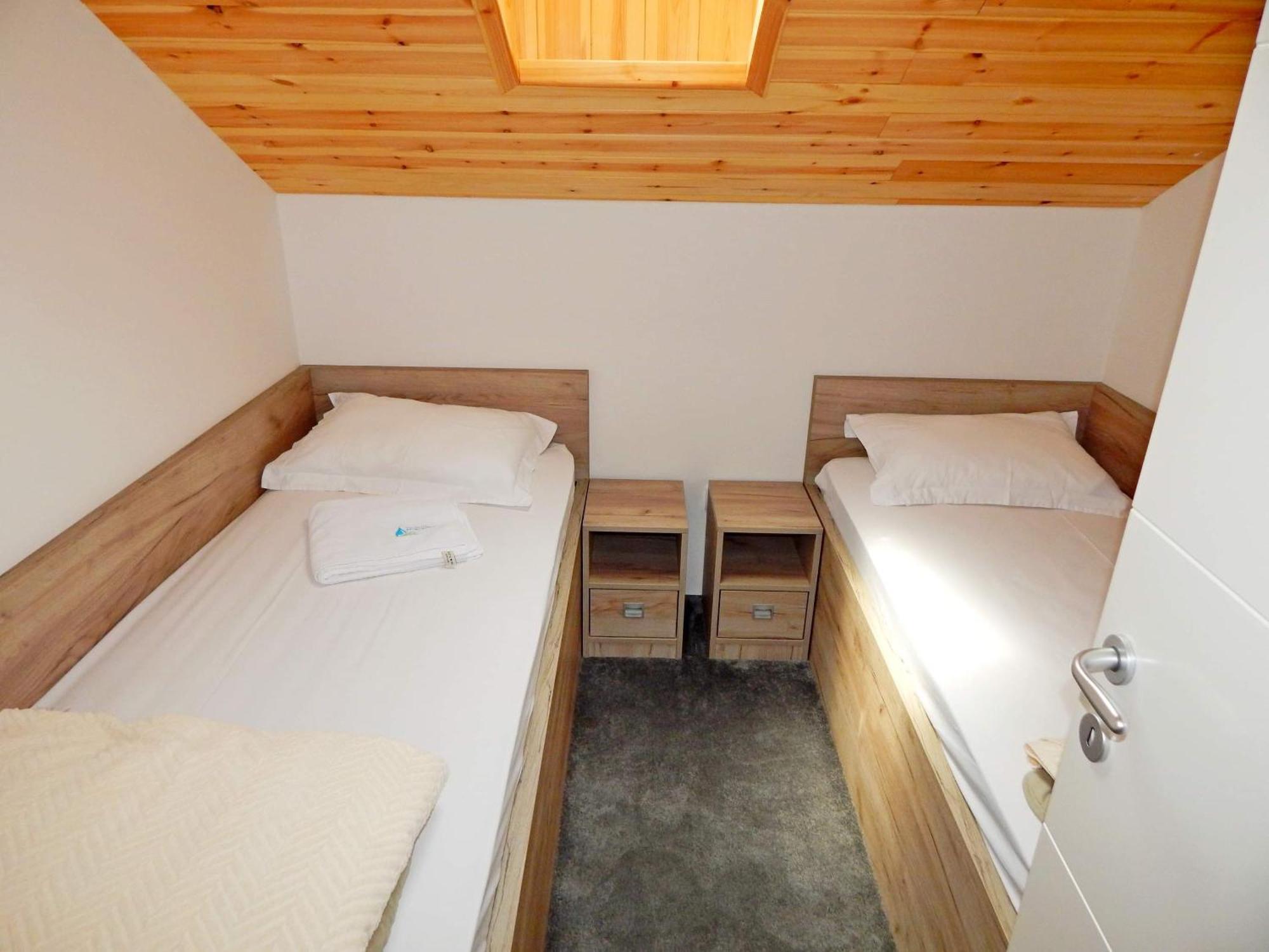 Aqualux apartments Vrdnik Extérieur photo